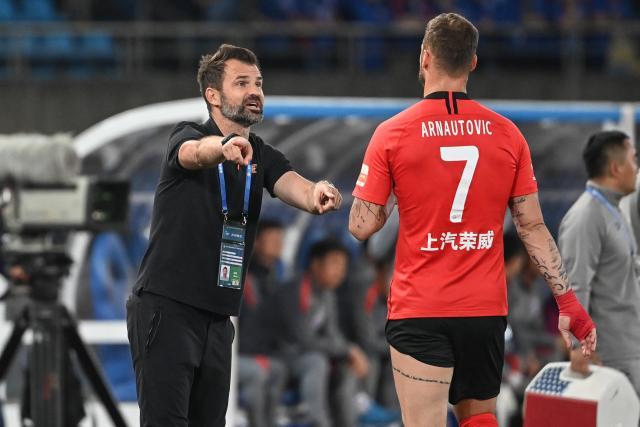 必发-海港首败彰显莱科的无奈 换人保守？替补席就1前锋