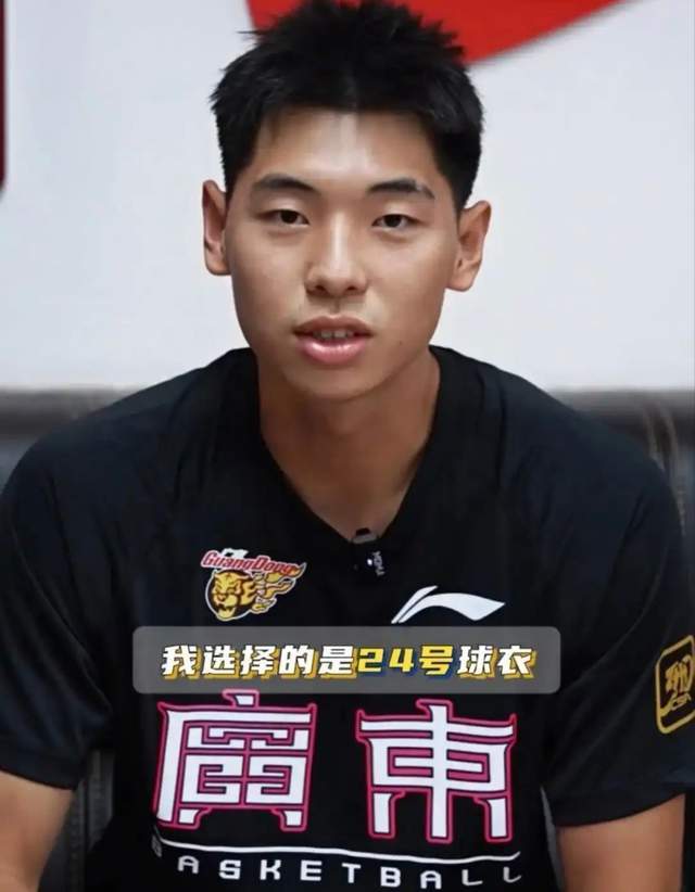 必发-好消息！广东男篮新援满血归来，杜锋等来最强援兵，首秀硬刚强敌